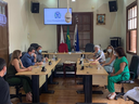 Na última sexta-feira (08/10/2021), ocorreu na sede da Câmara Municipal reunião entre diversas autoridades para decidir soluções da travessia de balsa no Porto Praia Vermelha